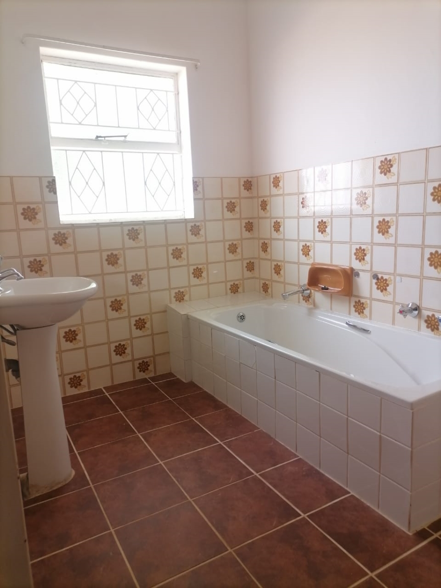 To Let commercial Property for Rent in Moorreesburg Rural Western Cape